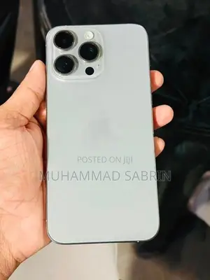 Apple iPhone 15 Pro Max (Used)