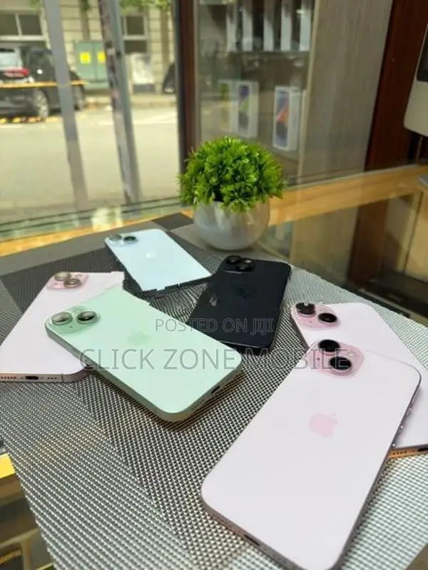 Apple iPhone 15 128GB (Used)