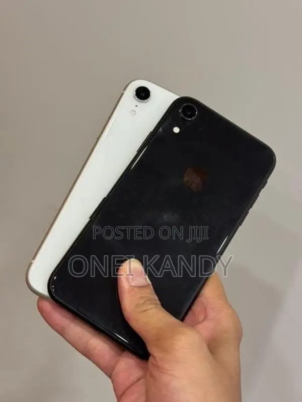 Apple iPhone XR 128GB (Used)