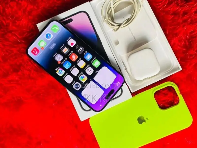 Apple iPhone 14 Pro Max 256GB (Used)