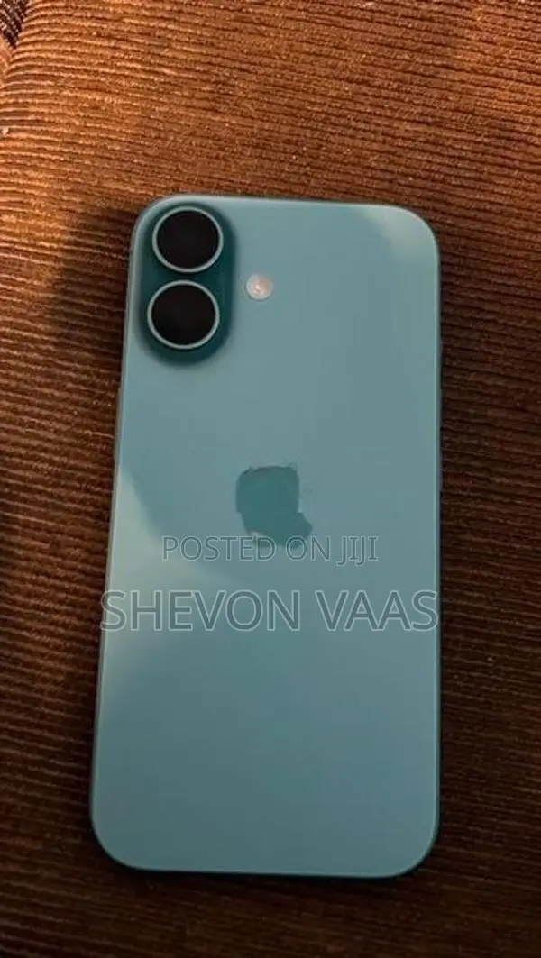 Apple iPhone 16 (Used)