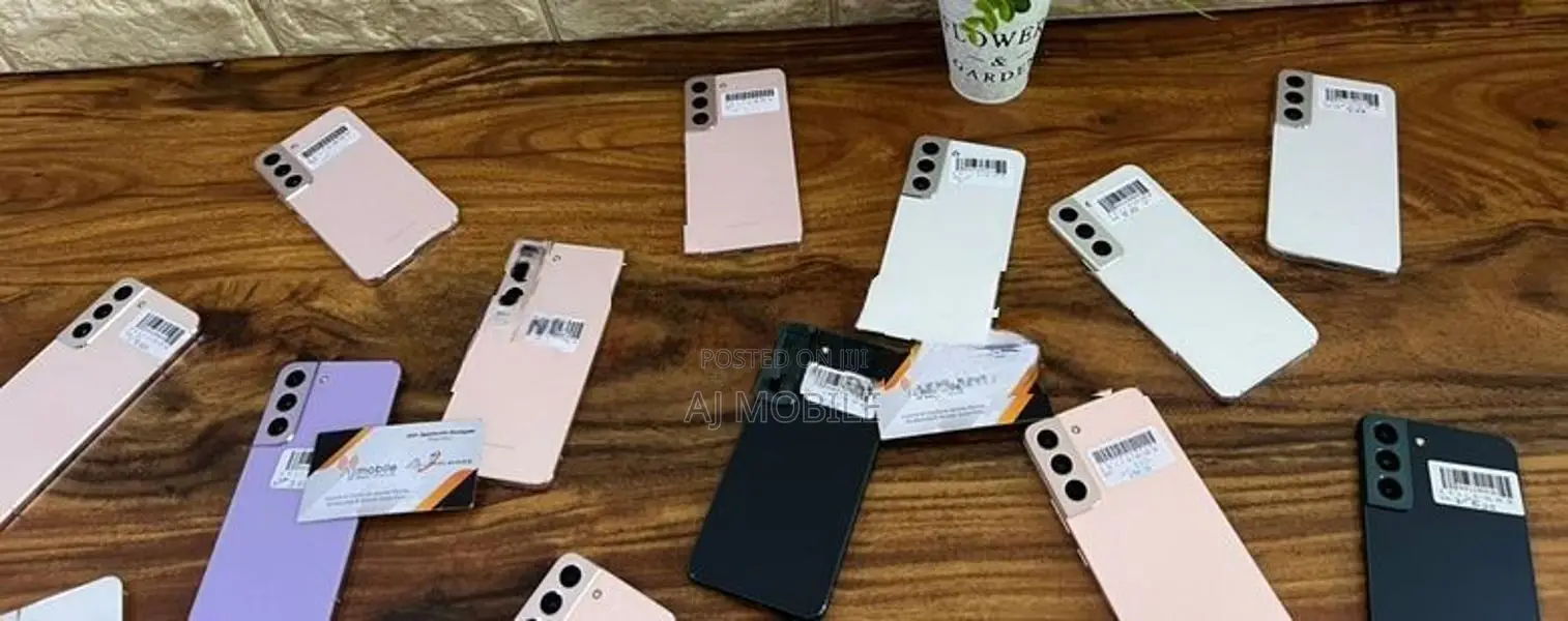Samsung Galaxy S22 8GB / 256GB (Used)