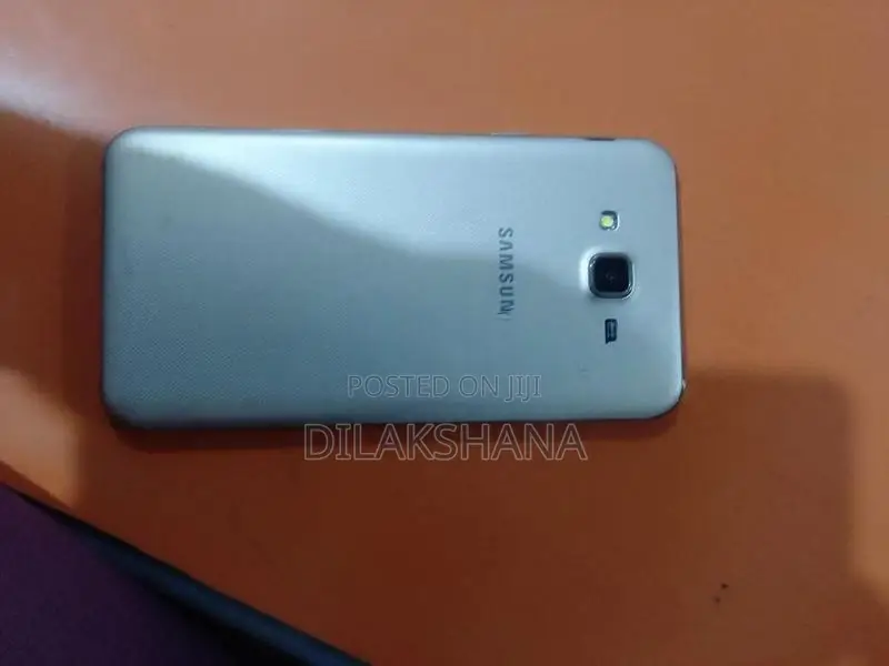 Samsung Galaxy J7 (Used)
