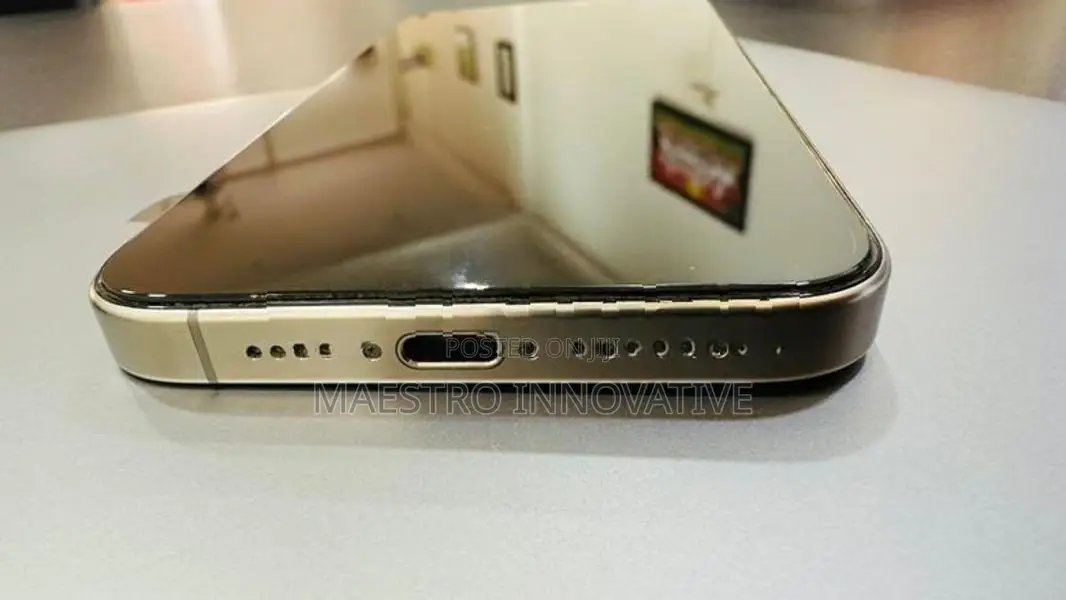 Apple iPhone 15 Pro Max Titanium (Used)