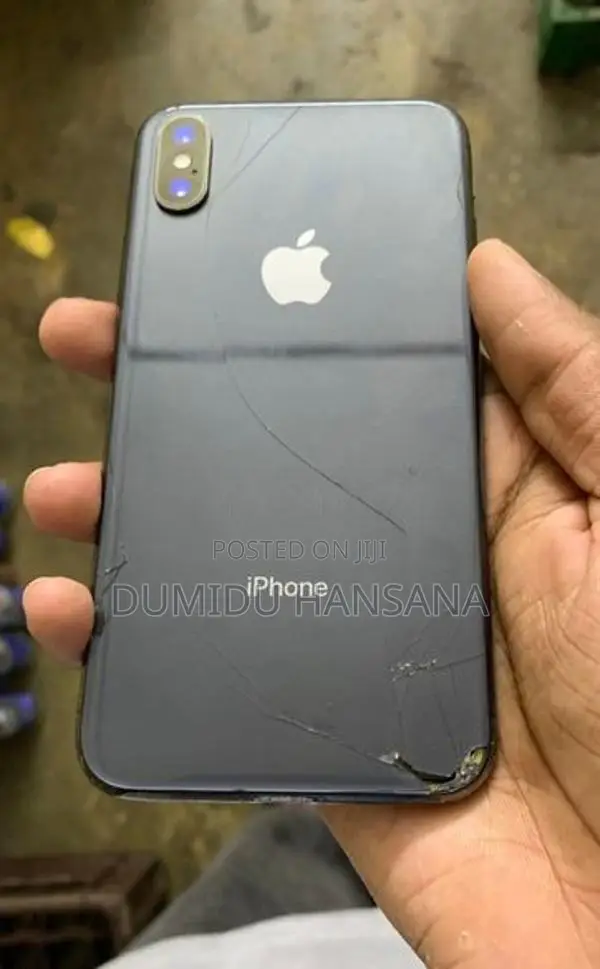 Apple iPhone X (Used)