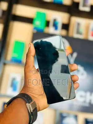 Vivo Y22 4GB 64GB (Used)