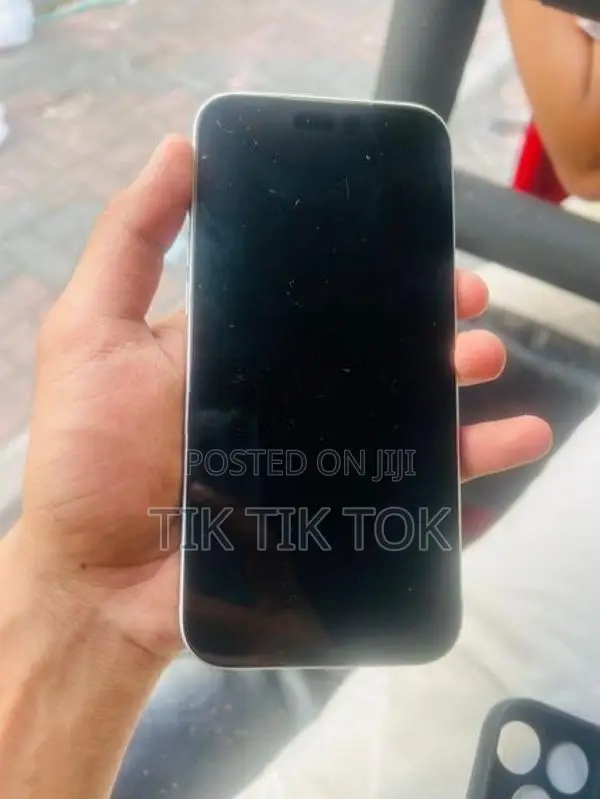 Apple iPhone 17 Pro Max (Used)