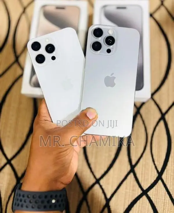 Apple iPhone 15 Pro Max 256GB (Used)
