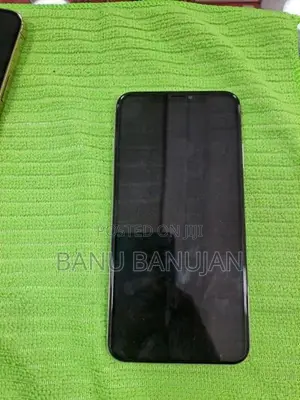Apple iPhone XS Max (Used)