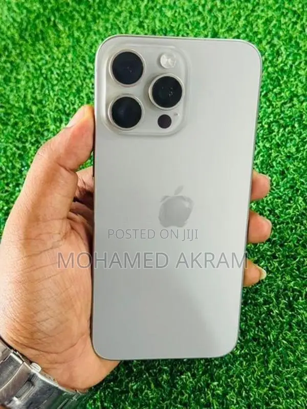 Apple iPhone 15 Pro Max (Used)