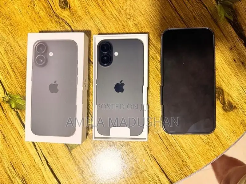 Apple iPhone 16 (Used)