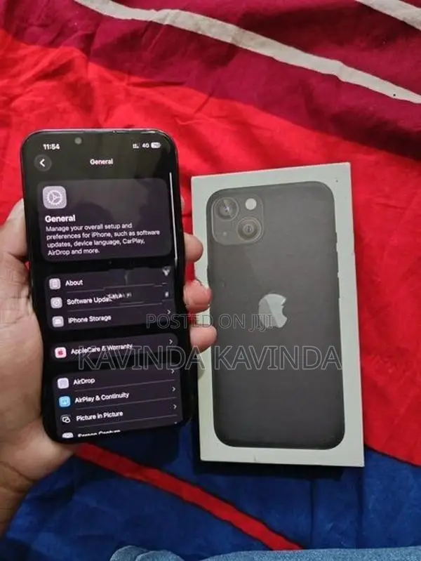 Apple iPhone 13 (Used)