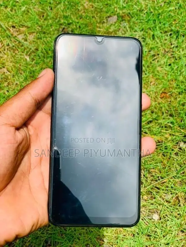 Samsung Galaxy A30 (Used)