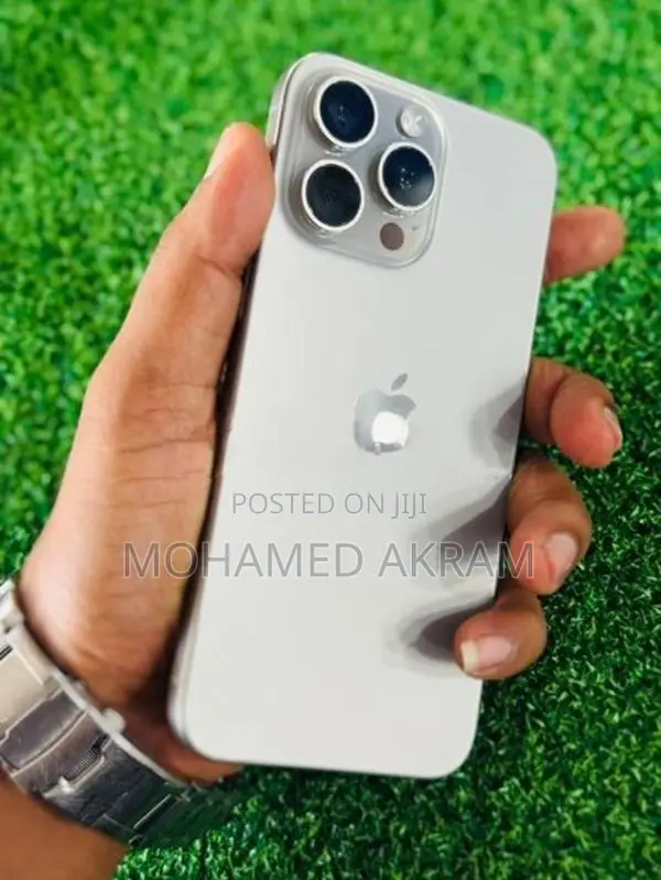 Apple iPhone 15 Pro Max (Used)