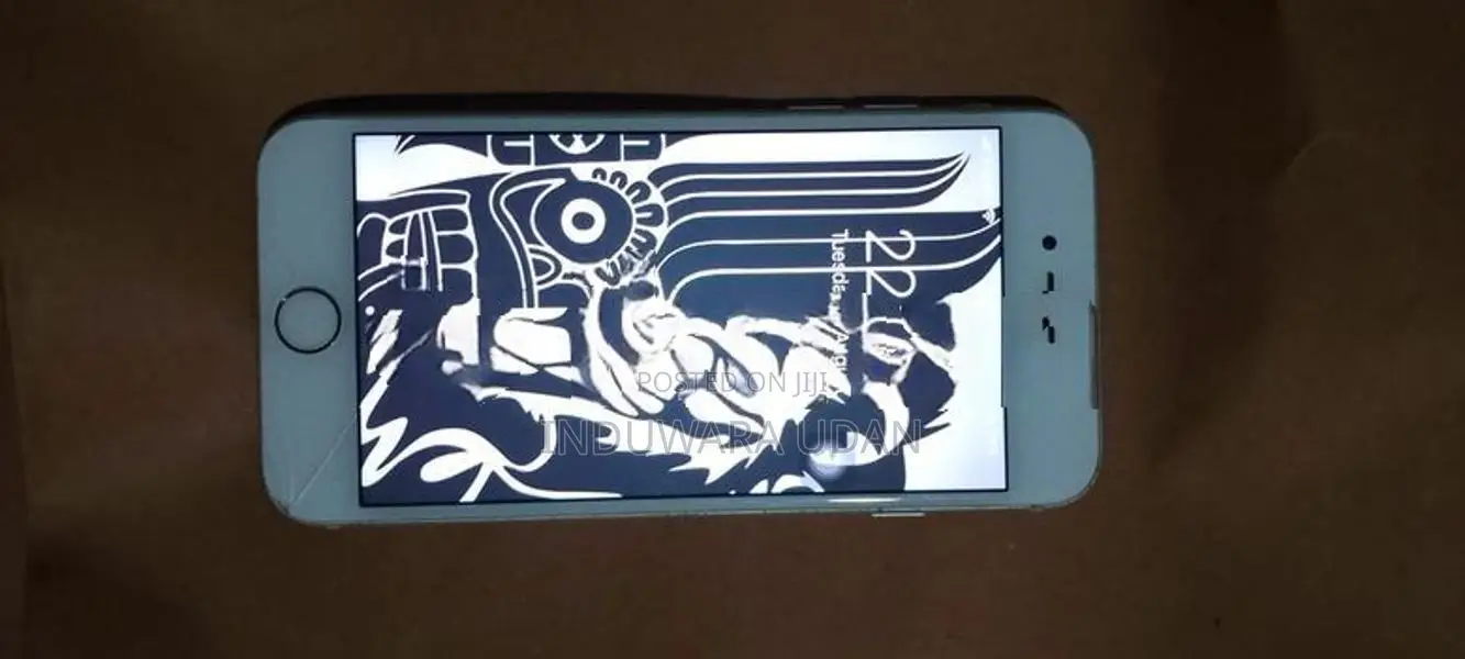 Apple iPhone 7 (Used)