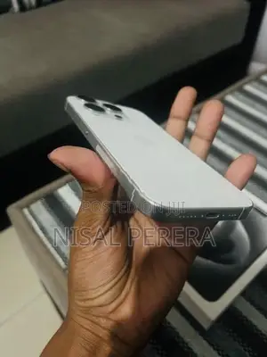 Apple iPhone 15 Pro (Used)