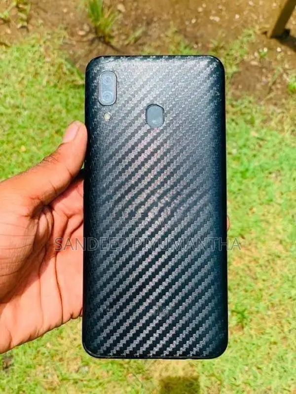Samsung Galaxy A30 (Used)