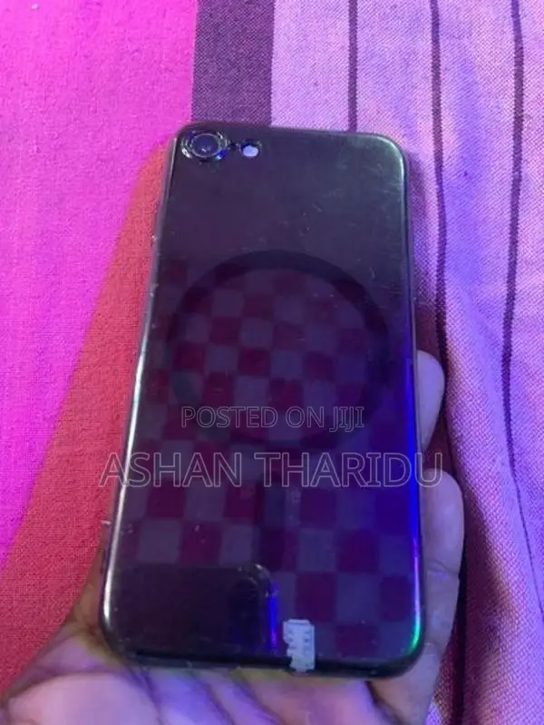 Apple iPhone 7 (Used)