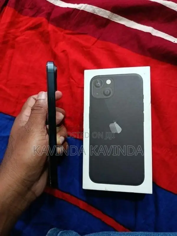 Apple iPhone 13 (Used)