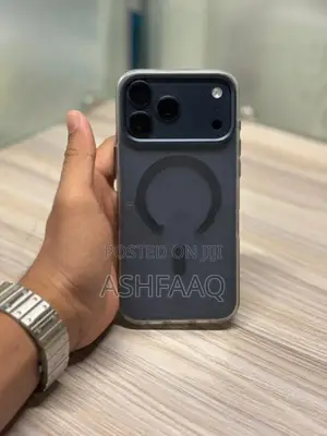 Apple iPhone 17 Pro Max (Used)
