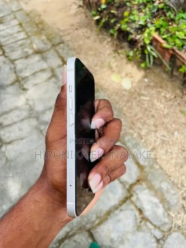 Apple iPhone 14 128GB (Used)