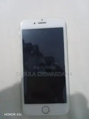 Apple iPhone 8 (Used)