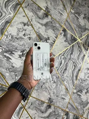 Apple iPhone 13 (Used)