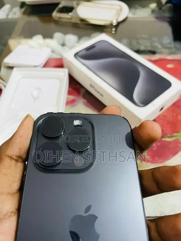 Apple iPhone 15 Pro (Used)