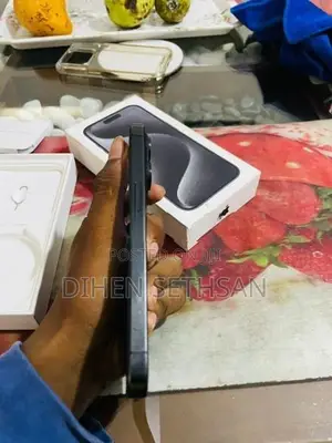 Apple iPhone 15 Pro (Used)