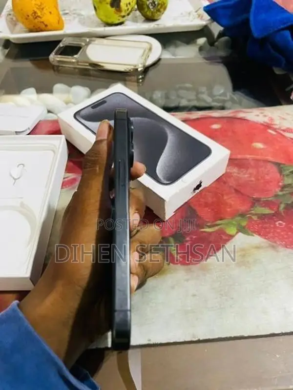 Apple iPhone 15 Pro (Used)