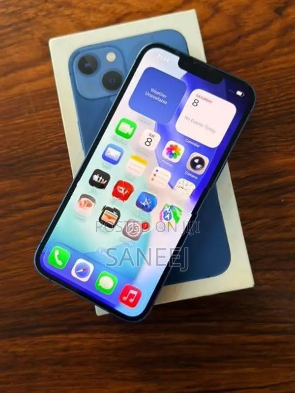 Apple iPhone 13 (Used)