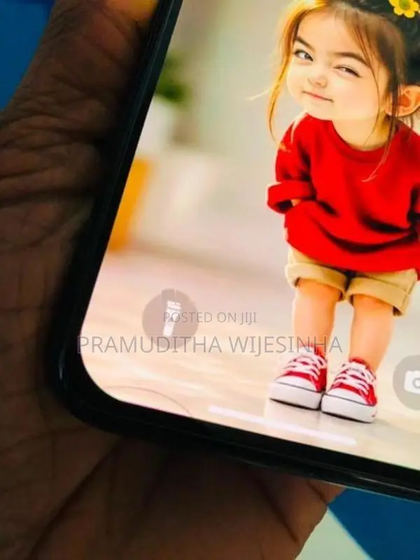 Apple iPhone XS 64GB (Used)