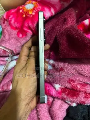 Samsung Galaxy S25 Ultra (Used)