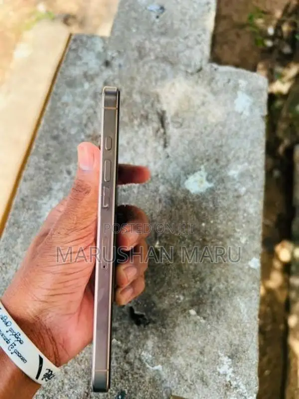 Apple iPhone 16 Pro Max (Used)
