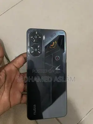 ZTE nubia (Used)
