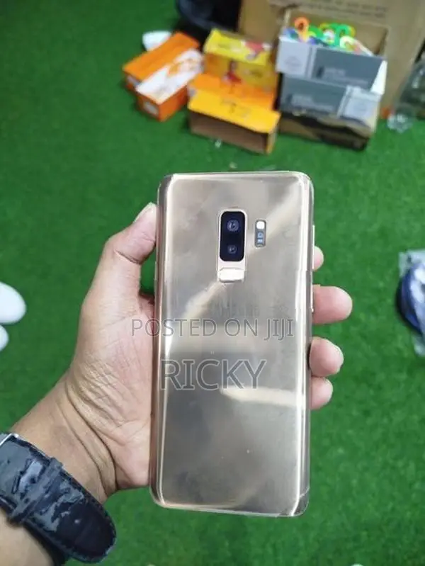 Samsung Galaxy S9+ (Used)