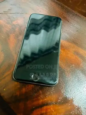 Apple iPhone 6 32GB (Used)