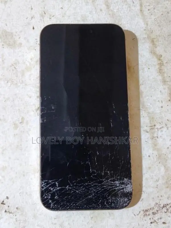 Apple iPhone 16 Pro Max for parts (Used)