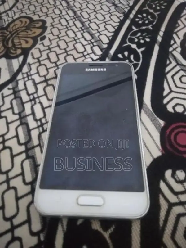 Samsung Galaxy J1 (Used)