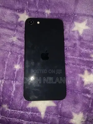 Apple iPhone SE 2 (Used)