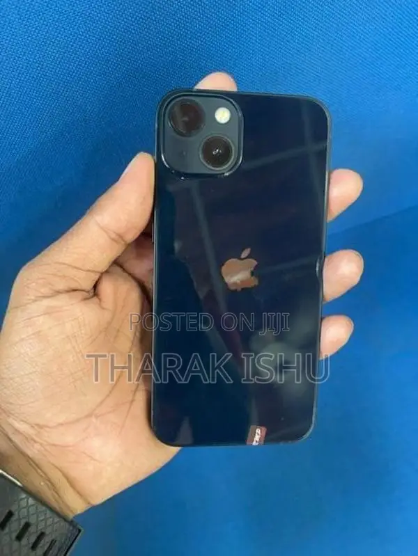 Apple iPhone 13 (Used)