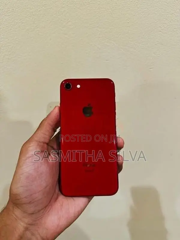 Apple iPhone 8 (Used)