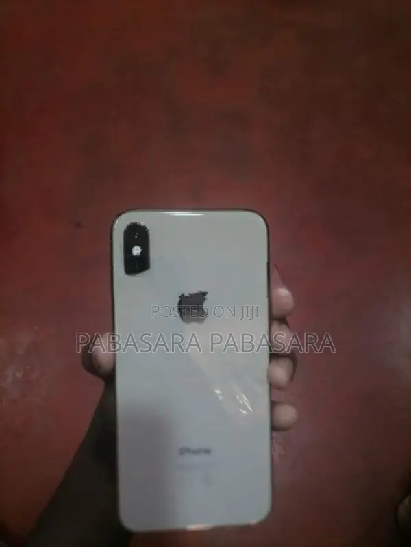 Apple iPhone XS (Used)