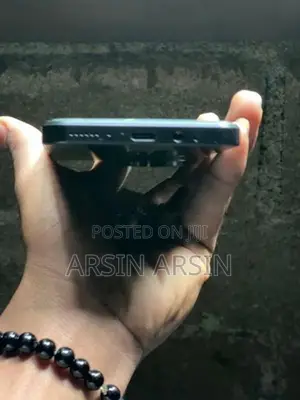 Apple iPhone 16 Pro (Used)