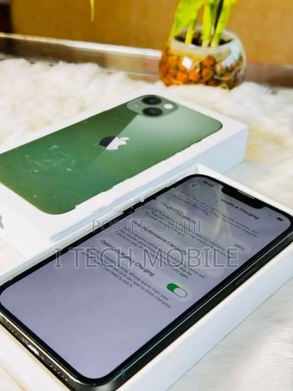 Apple iPhone 13 128GB (Used)