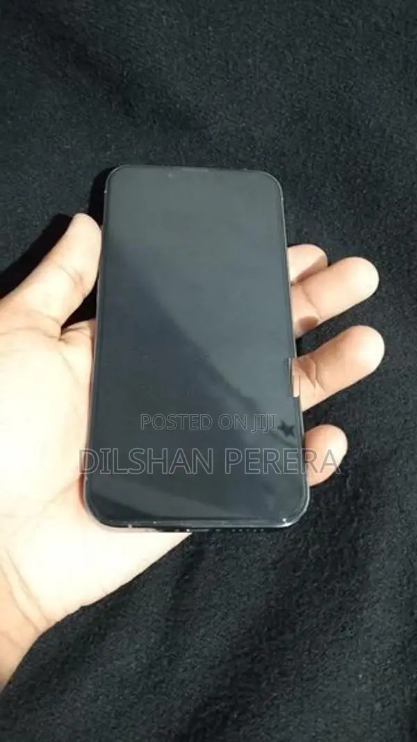 Apple iPhone 13 Pro (Used)