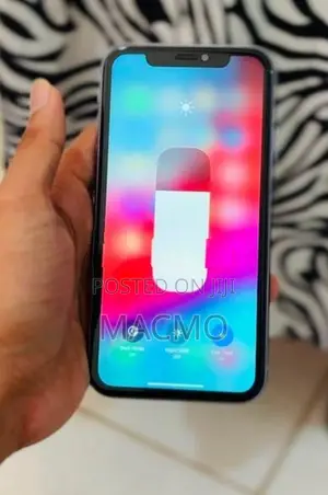 Apple iPhone 11 (Used)