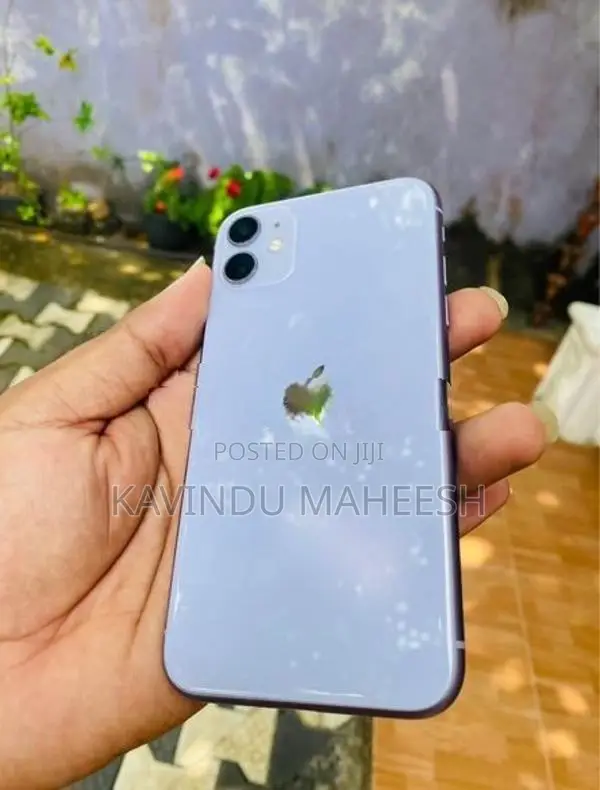 Apple iPhone 11 (Used)