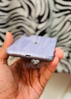 Apple iPhone 11 (Used)