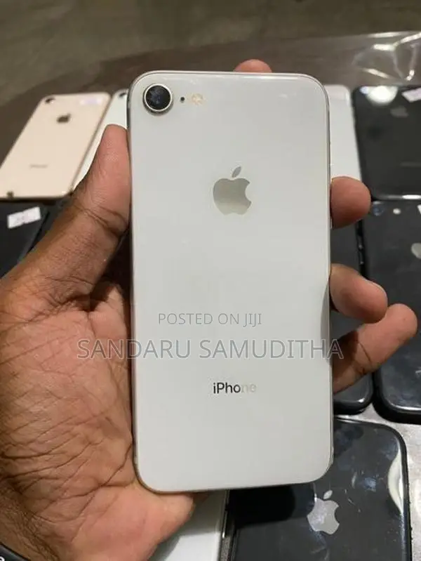 Apple iPhone 8 (Used)